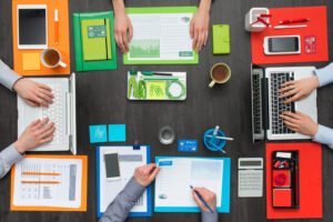 1. Estrategia y Consultoría